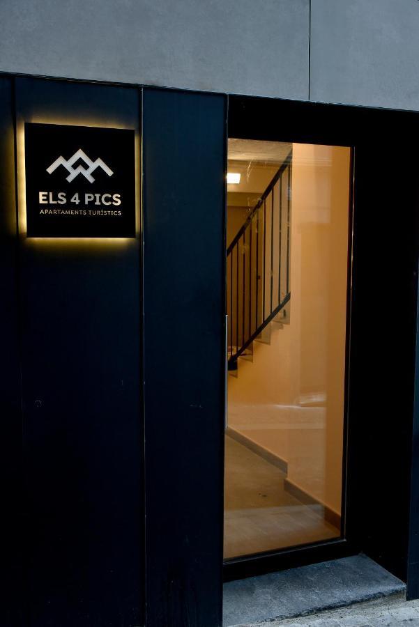 Els 4 Pics Apartment Puigcerda Exterior photo